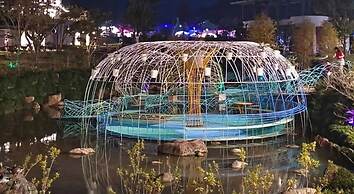 Lands & Stream Resort Park