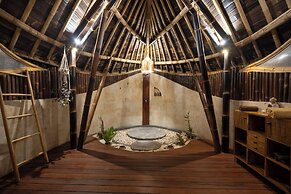 Ketanu Bamboo Lodge Sumba