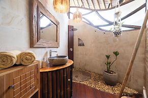 Ketanu Bamboo Lodge Sumba