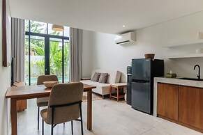 Sunset Loft Seminyak, Bali