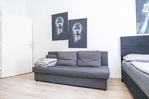 Cozy Budget 2BR Apartment Vienna