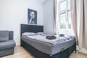 Cozy Budget 2BR Apartment Vienna