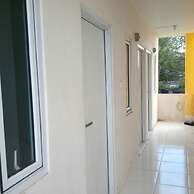 Penginapan Rumah Kuning Syariah