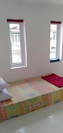 Penginapan Rumah Kuning Syariah