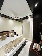 Kashi Darshan Hotel