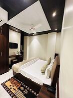 Kashi Darshan Hotel