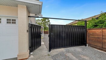 Knockan Hill Rentals-Ground Floor Suite