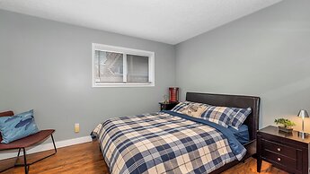 Knockan Hill Rentals-Ground Floor Suite