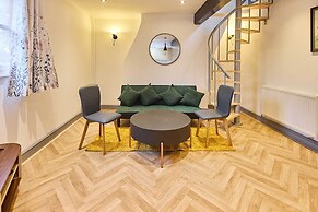 Host Stay Emporium Apartment B