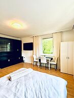 Spacious Garden Villa for 16 Guests