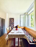Spacious Garden Villa for 16 Guests