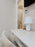 Mida Luxury Apartment