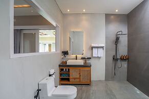 Aksmi Suites & Villas
