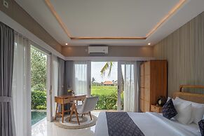 Aksmi Suites & Villas