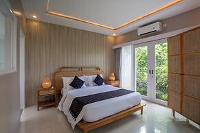 Aksmi Suites & Villas