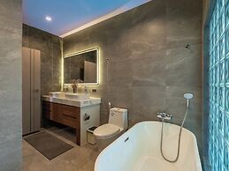 Lakeside 5br New Pool Villa