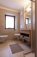 SAN PIETRO Dolomiti Small Budget Hotel