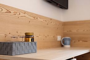 SAN PIETRO Dolomiti Small Budget Hotel