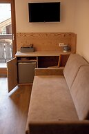 SAN PIETRO Dolomiti Small Budget Hotel