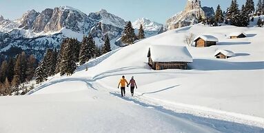 SAN PIETRO Dolomiti Small Budget Hotel