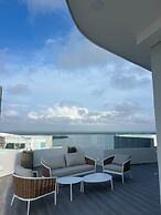 Oceani Towers 1006