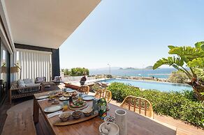 Marinhill High Luxury Property