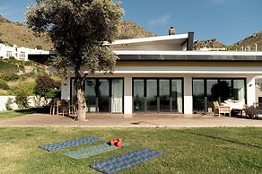 Marinhill High Luxury Property