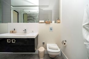 Marinhill High Luxury Property