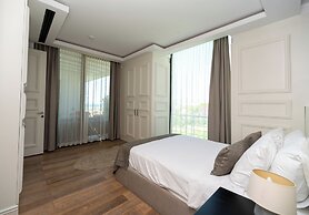 Marinhill High Luxury Property