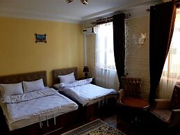 Kamila & Terrace Boutique Hotel