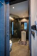 Condo Near Beach Rooftop Pool C252