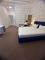 Velvet Hotel
