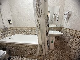 Velvet Hotel