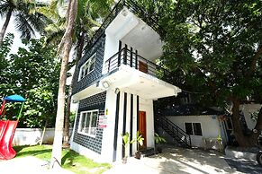 MOON LIGHT RESORT