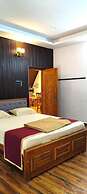 MOON LIGHT RESORT