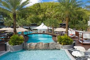 Sea View Suite Pool Access  C81