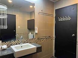 Sea View Suite Pool Access  C81