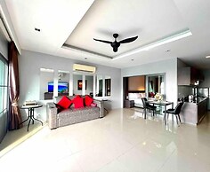 Sea View Suite Pool Access  C81