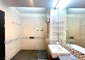 Sea View Suite Pool Access  C81