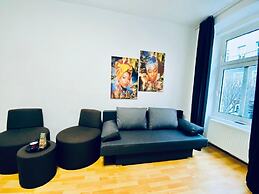 Comfy 3BR Apt for Groups Near Park