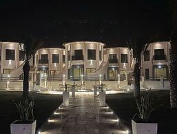 Dana Beach Resort - Al Ashkharah