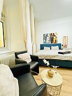 5BR Apartment Near Matzleinsdorfer