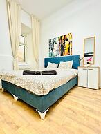 5BR Apartment Near Matzleinsdorfer