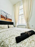 5BR Apartment Near Matzleinsdorfer