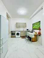 5BR Apartment Near Matzleinsdorfer