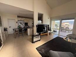Asaf's house