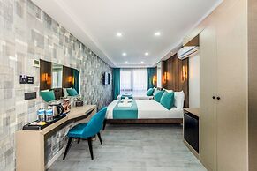 Cosinüs Airport Hotel