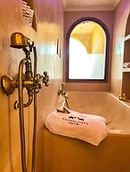 Nasser Palace Suites & Spa