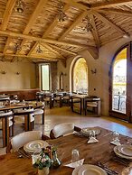 Nasser Palace Suites & Spa