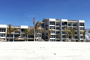 Playa Caracol, a Happy Beach